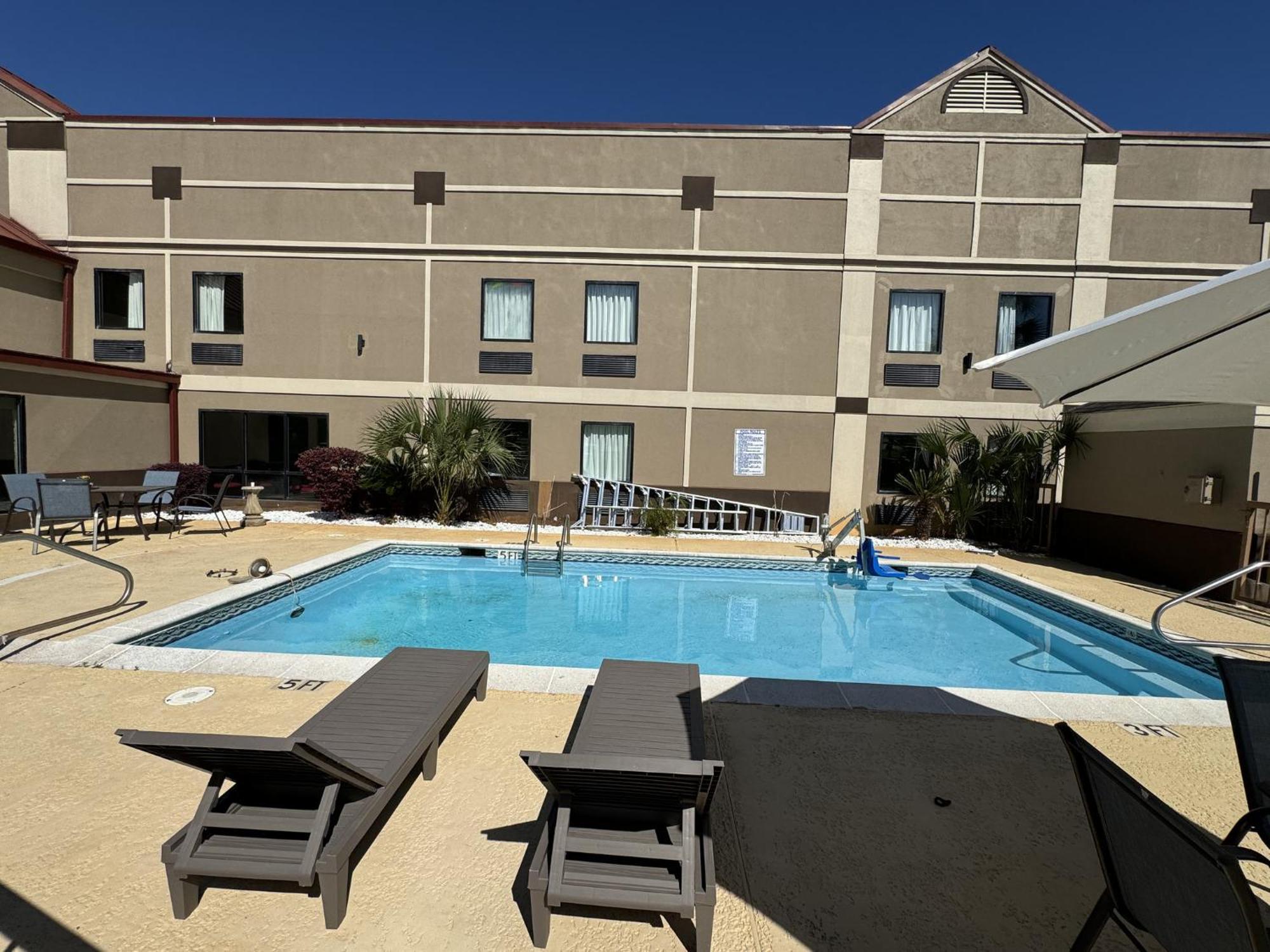 Red Roof Inn Moss Point Bagian luar foto